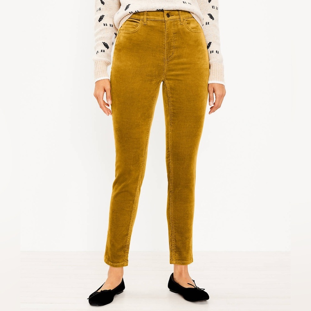 LOFT Olive Chartreuse Velvet 5 Pocket Jeans Cotton-Viscose-Spandex